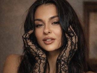IvyGloww's headshot