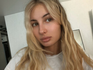 BellaSilva's headshot