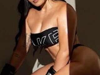 Ashly Ferrer's headshot